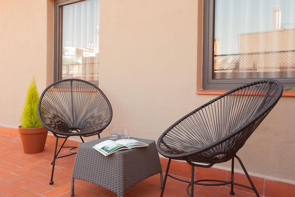 Click&Flat Europa Fira Apartments L'Hospitalet de Llobregat Exterior photo