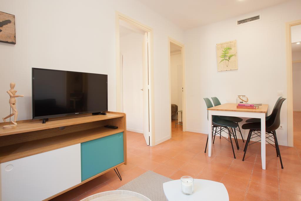 Click&Flat Europa Fira Apartments L'Hospitalet de Llobregat Exterior photo